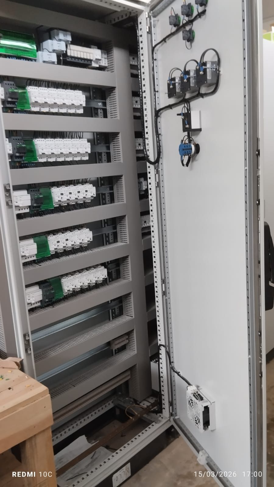Armoire de distribution